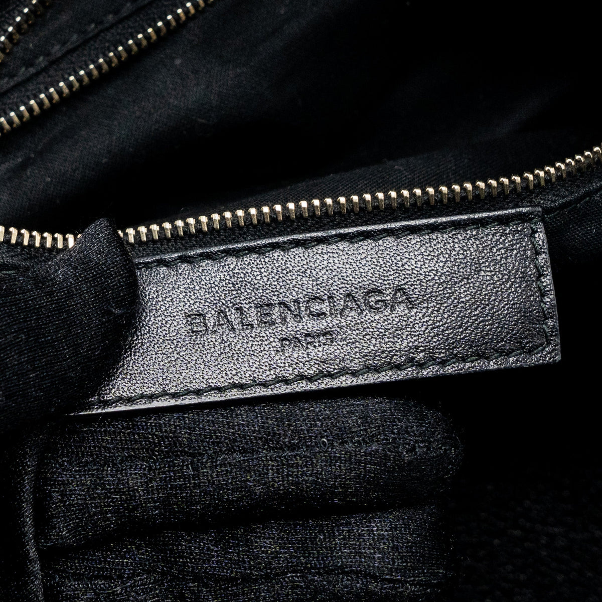 balenciaga classic city bag black GHW