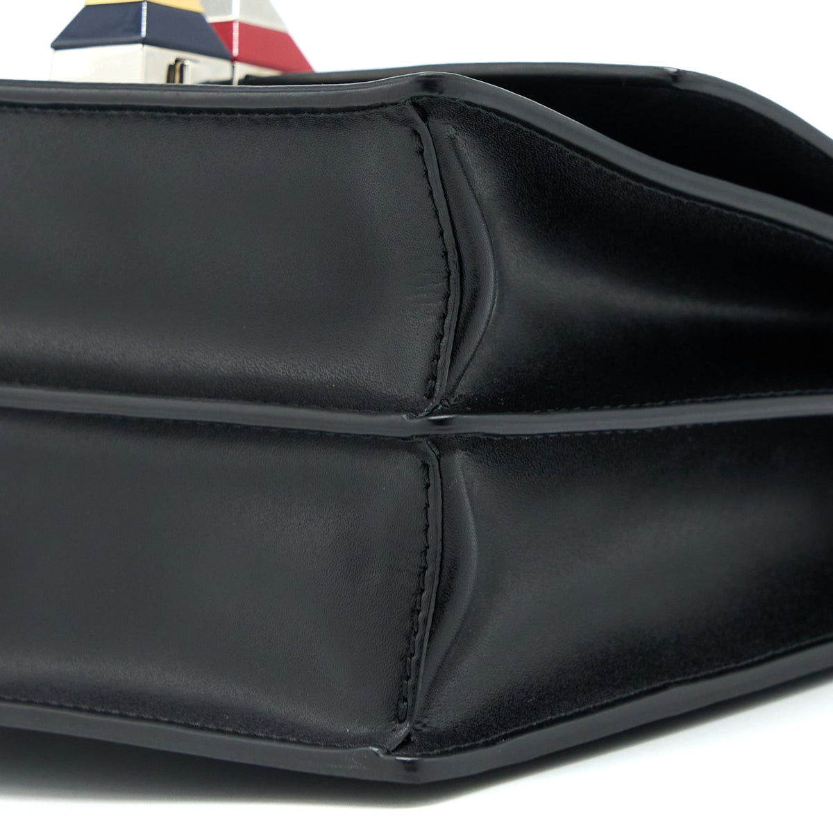 Top quality Fendi Kan I Calfskin Black SHW With An Extra Bag Charm