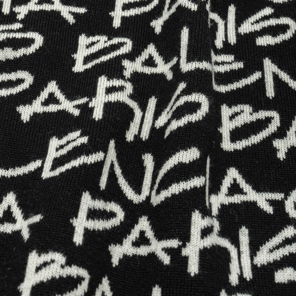 balenciaga Size M Long Sleeve Sweater Virgin Wool Black/White