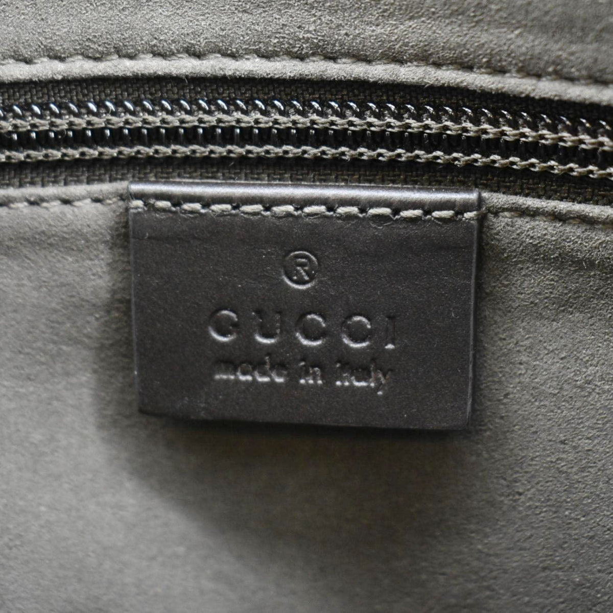 GUCCI Courrier Zip GG Supreme Canvas Messenger Bag Beige 406408