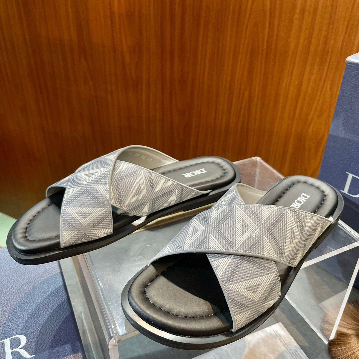 CD ALIAS SANDALS