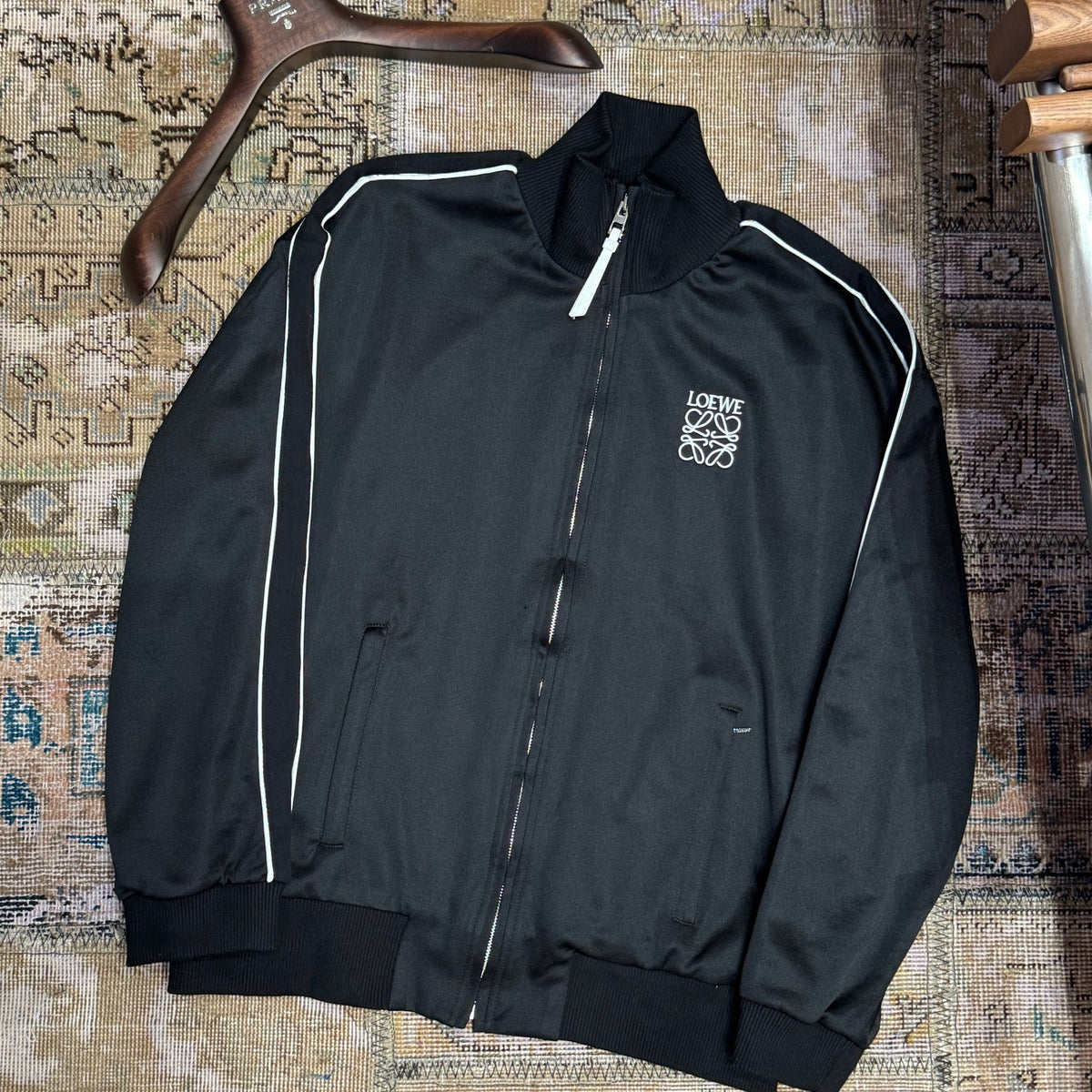 LOEW BOMBER