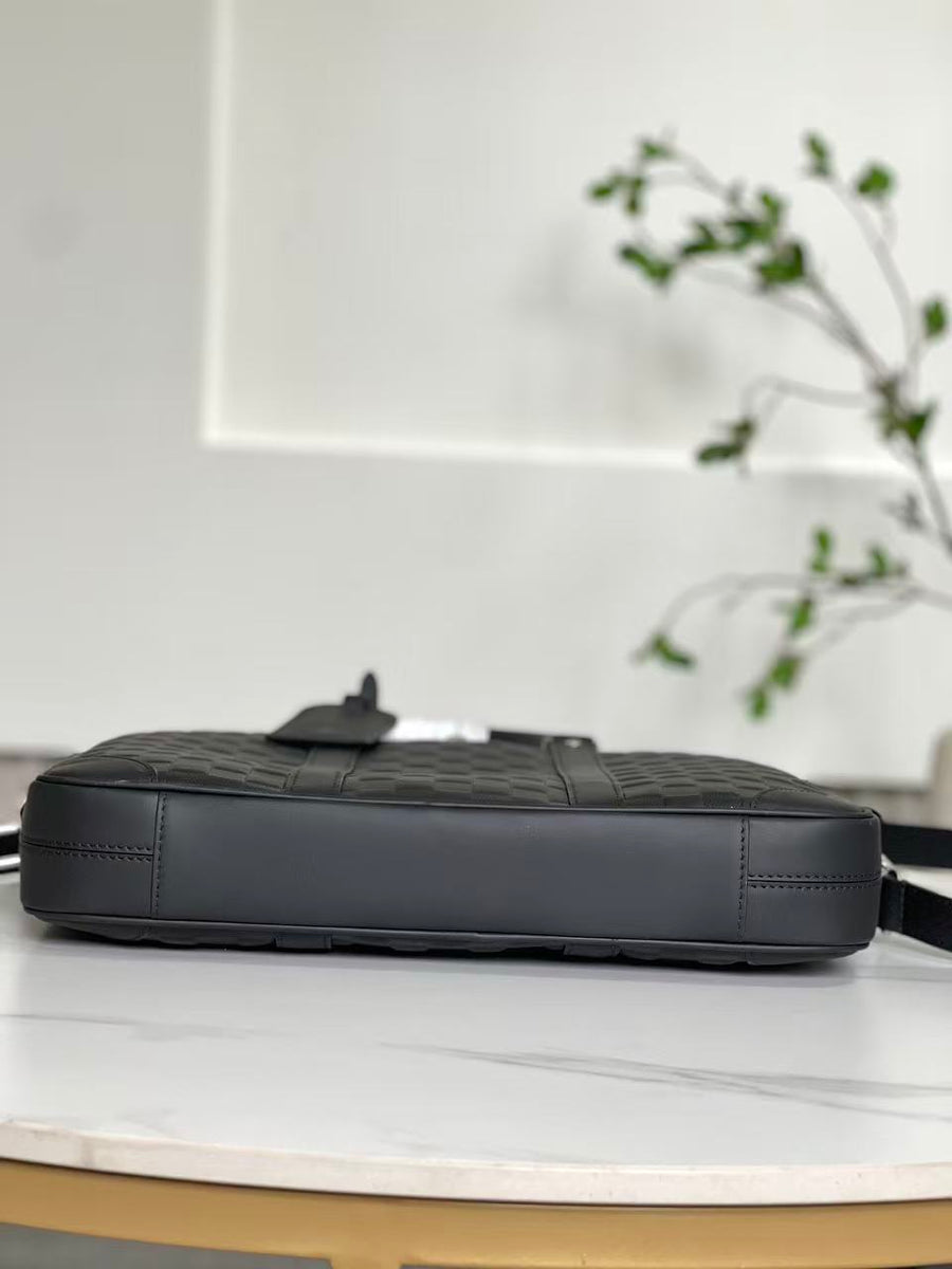 LOU PORTE-DOCUMENTS VOYAGE PM BAG
