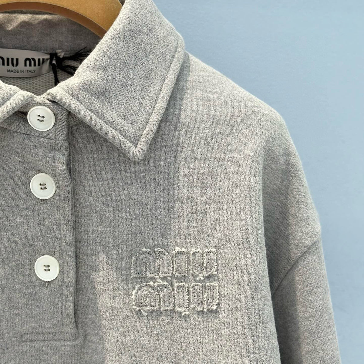 MIU M SWEATSHIRT