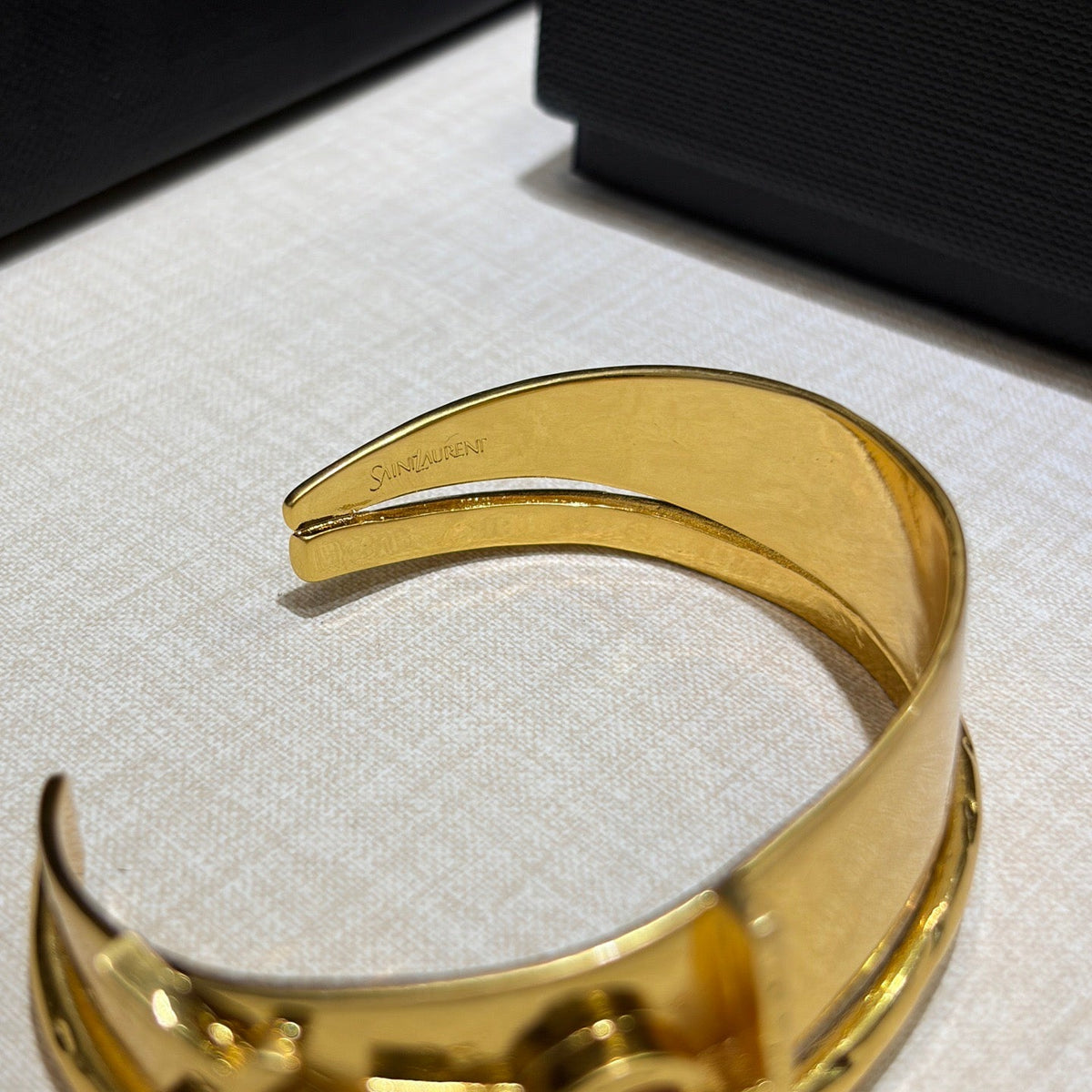 SL BRACELET