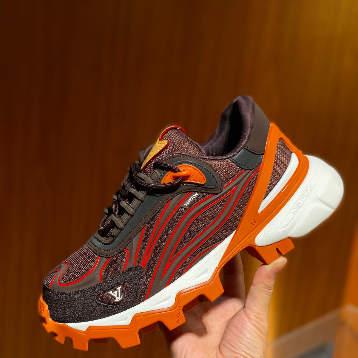 LOU SUMMIT SNEAKERS