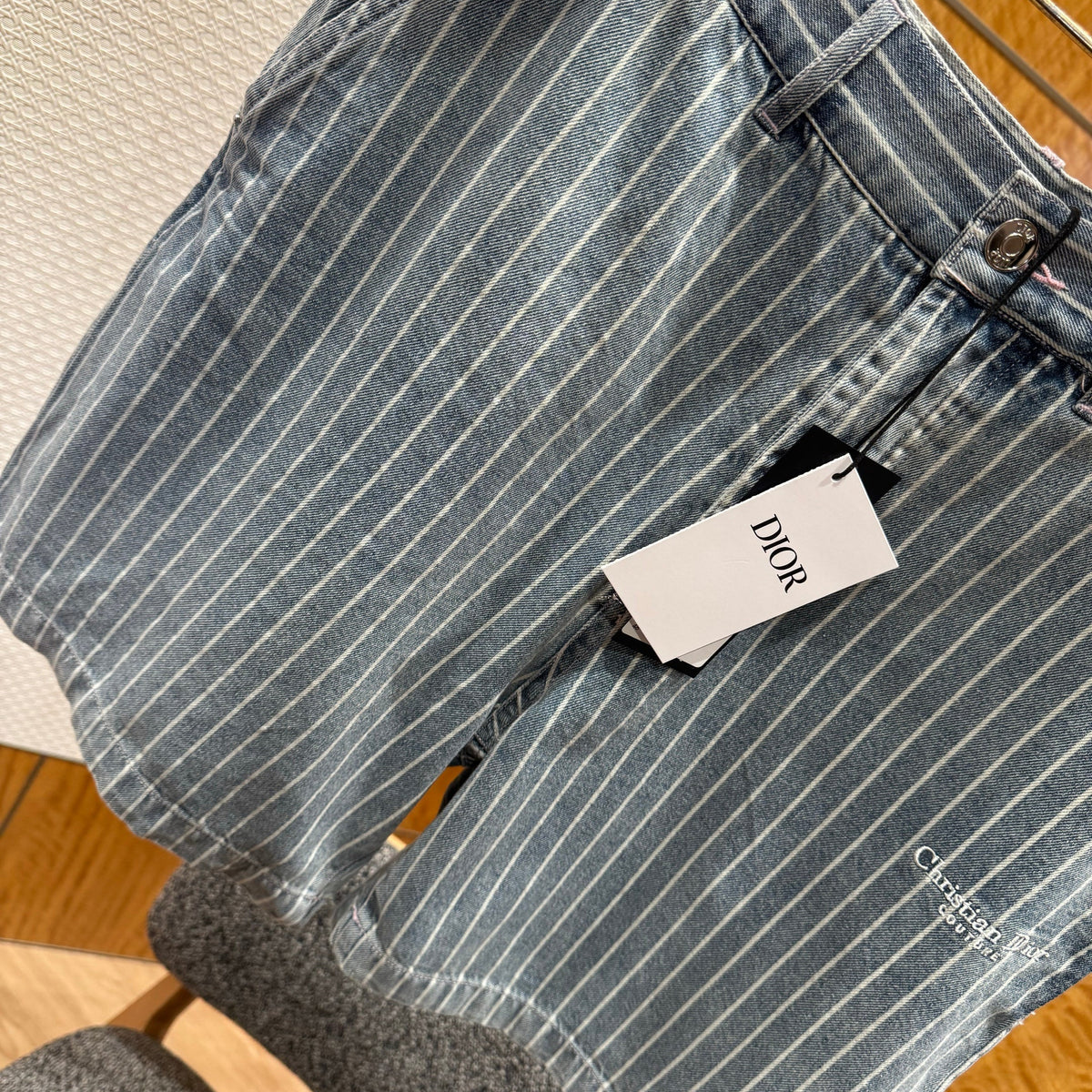 CD SHORTS
