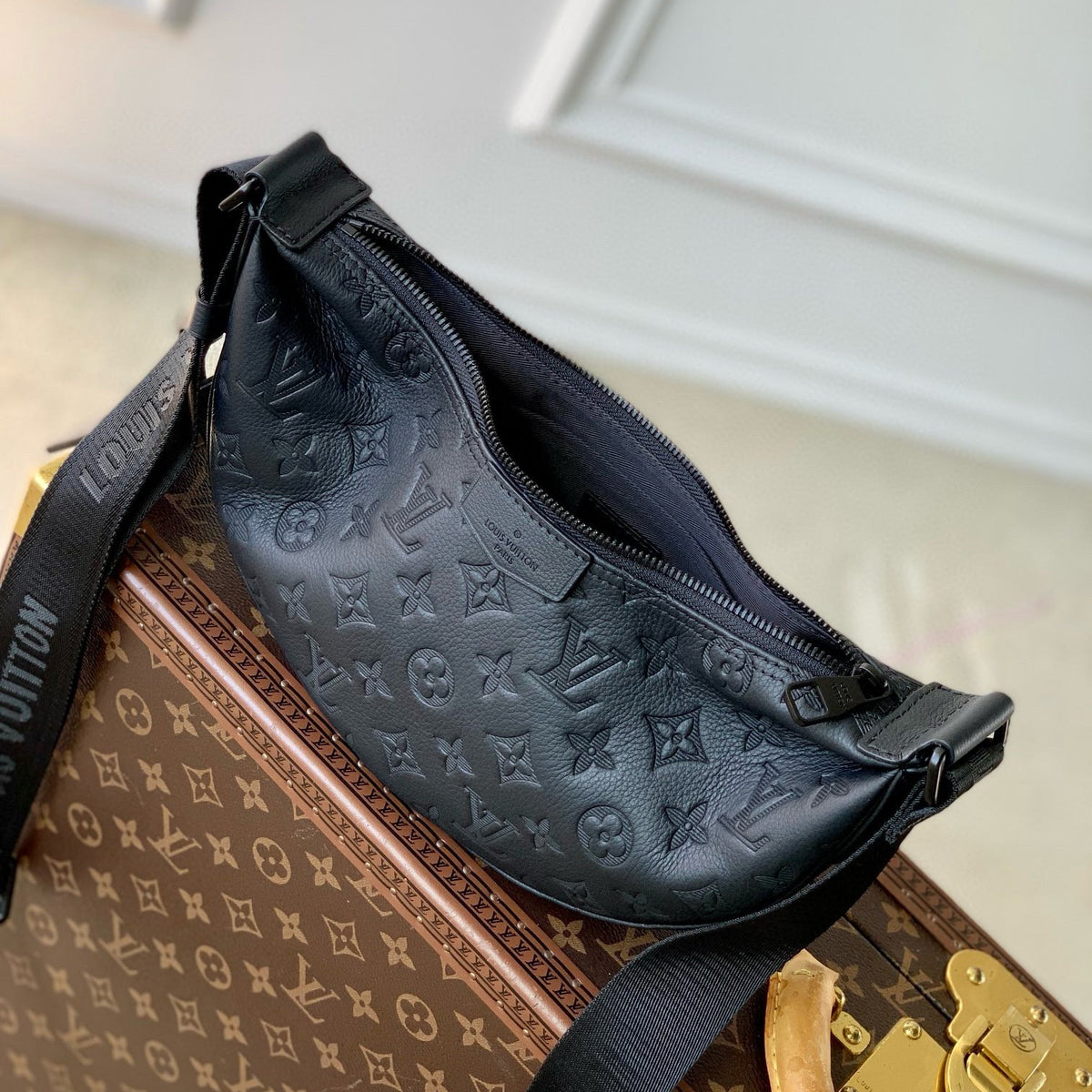 LOU HAMAC BAG