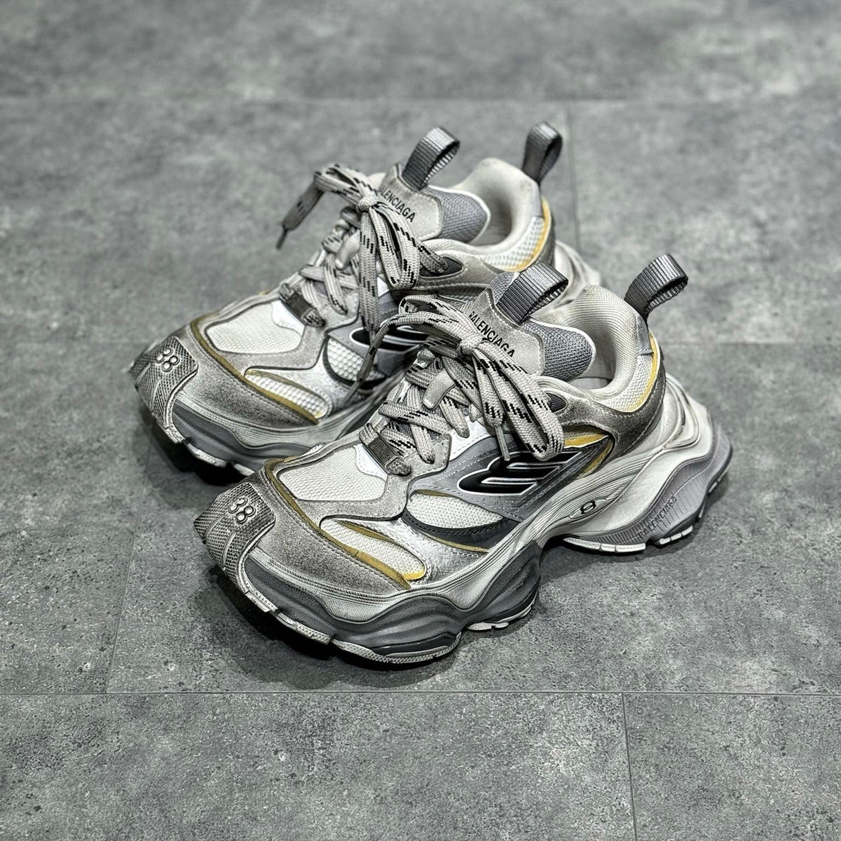 BAL CARGO TRAINERS