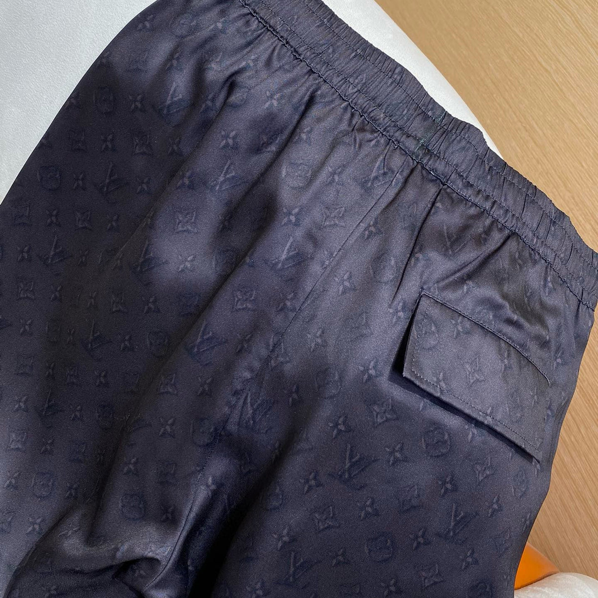 LOU SHORTS