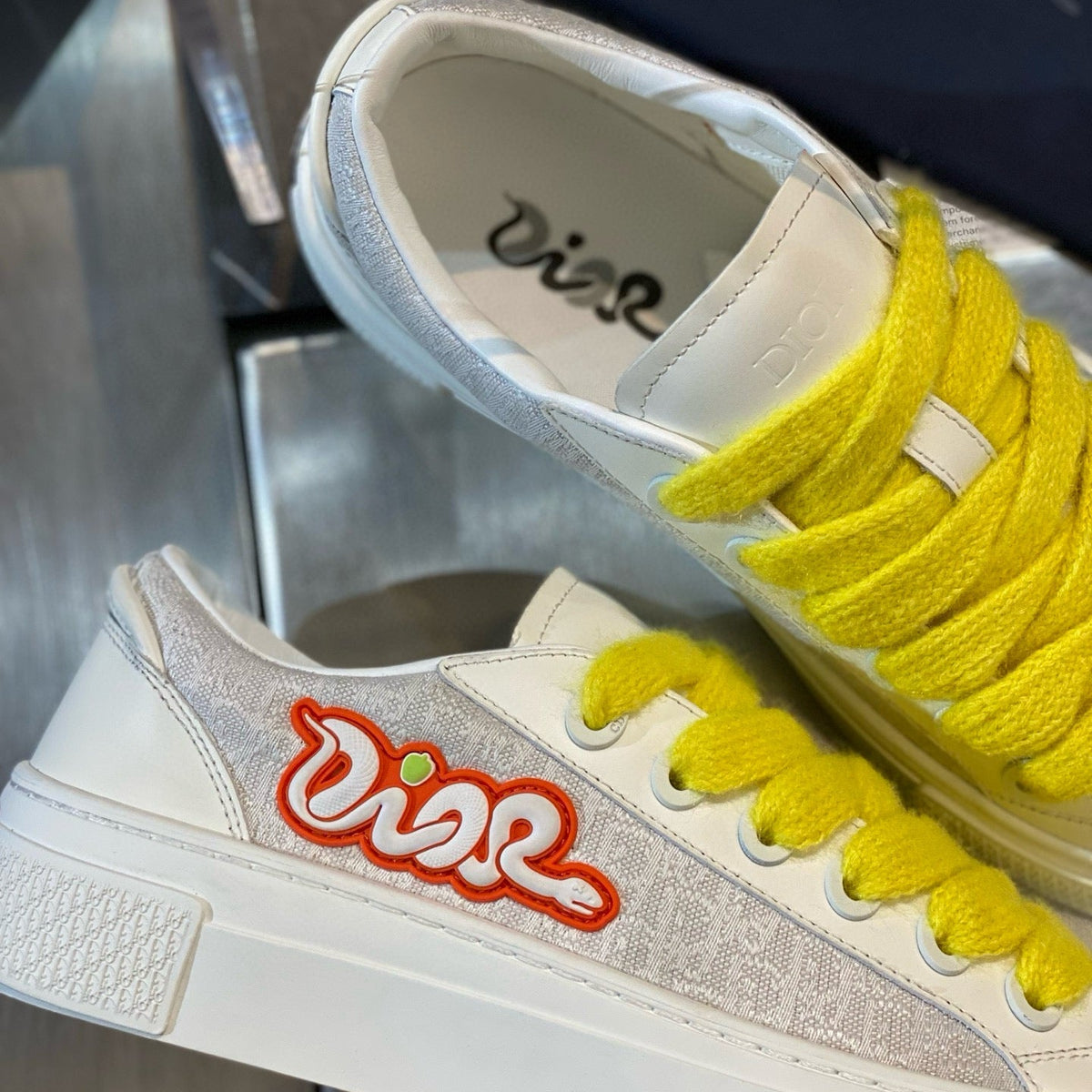 CD B33 SNEAKER