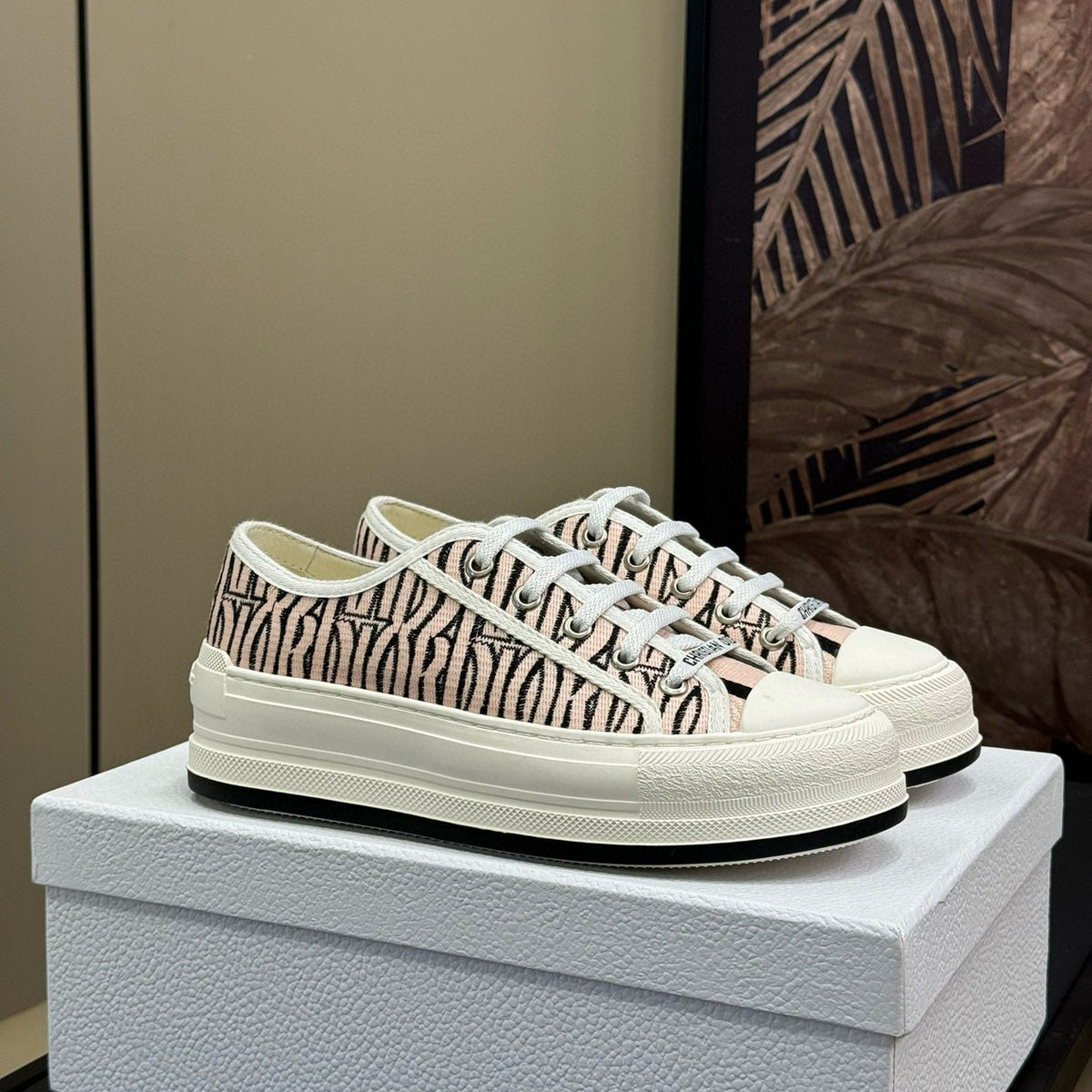 CD PLATFORM SNEAKER