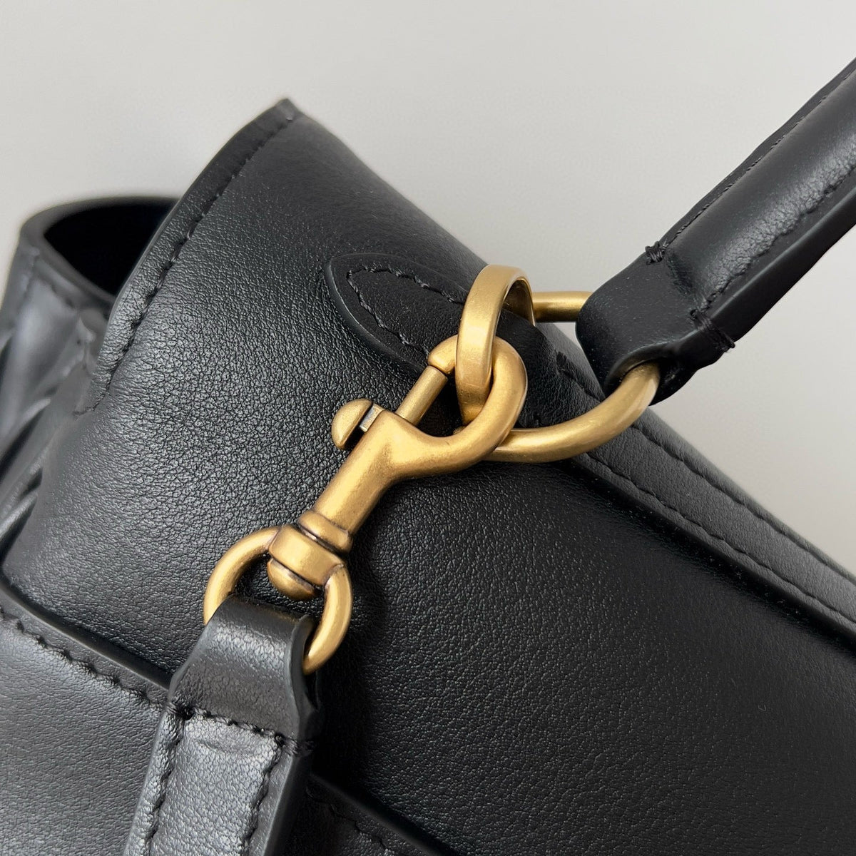 BAL MEDIUM RODEO BAG