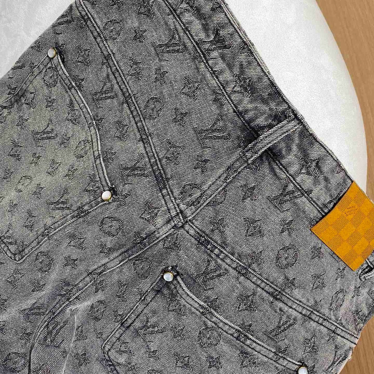 LOU DENIM SHORTS