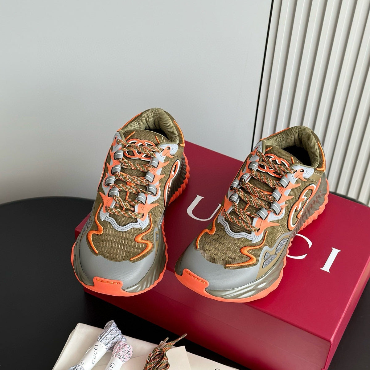 GG RIPPLE TRAINERS