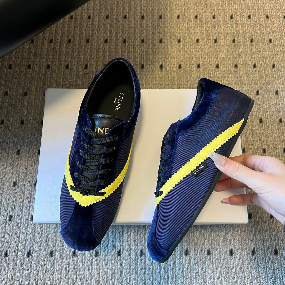 CEL FLAT SNEAKERS