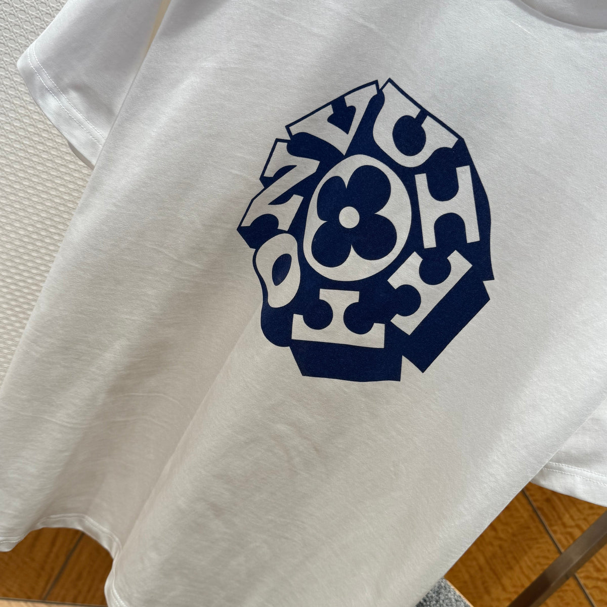 LOU T-SHIRT