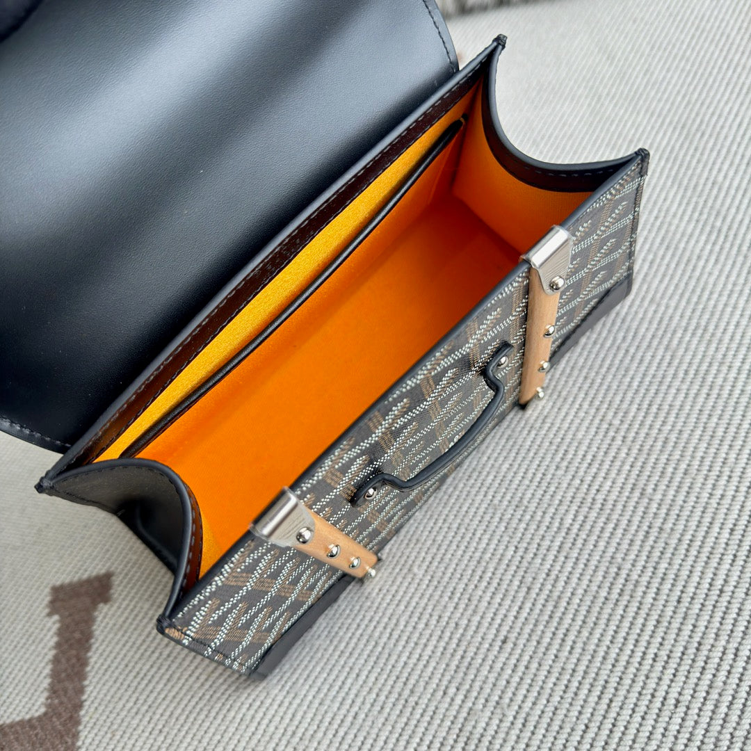 GOYA SAIGON STRUCTURE MINI BAG