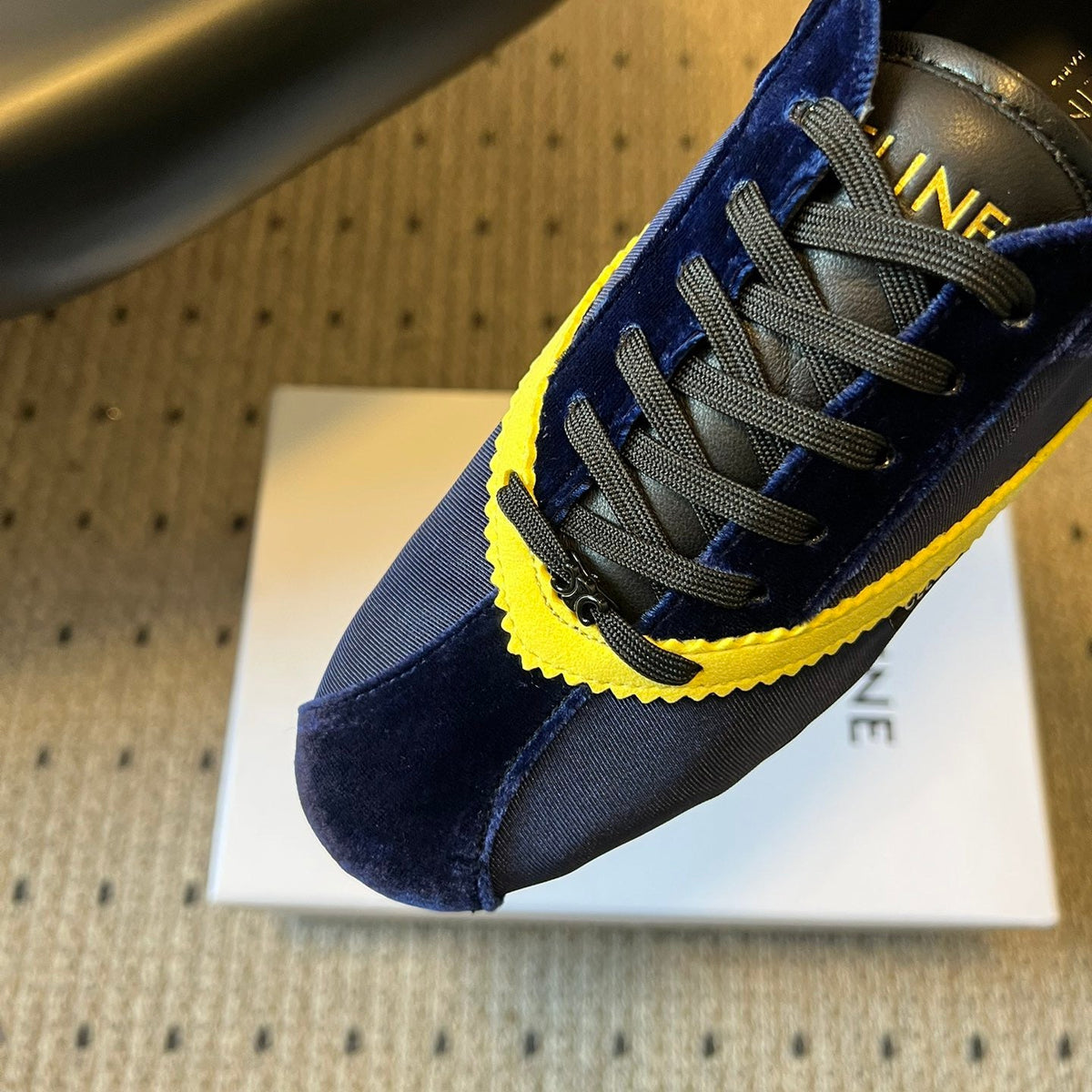 CEL FLAT SNEAKERS