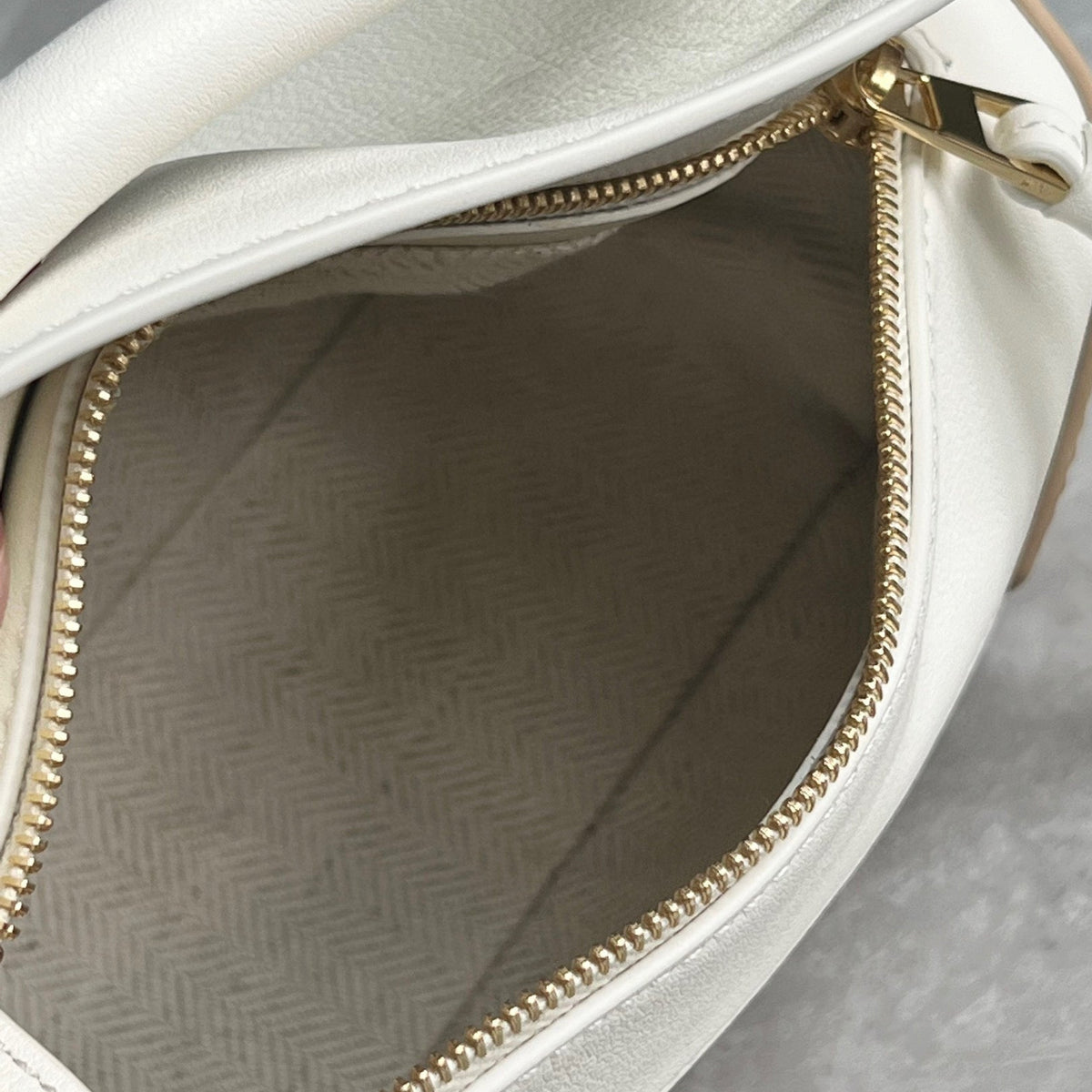 LOEW MINI PUZZLE EDGE BAG