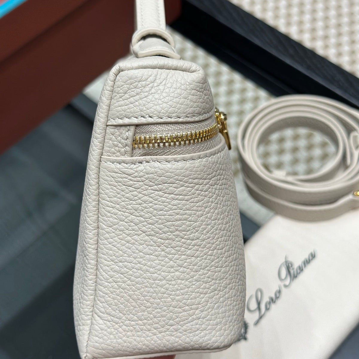 LORO P EXTRA POCKET L19 BAG