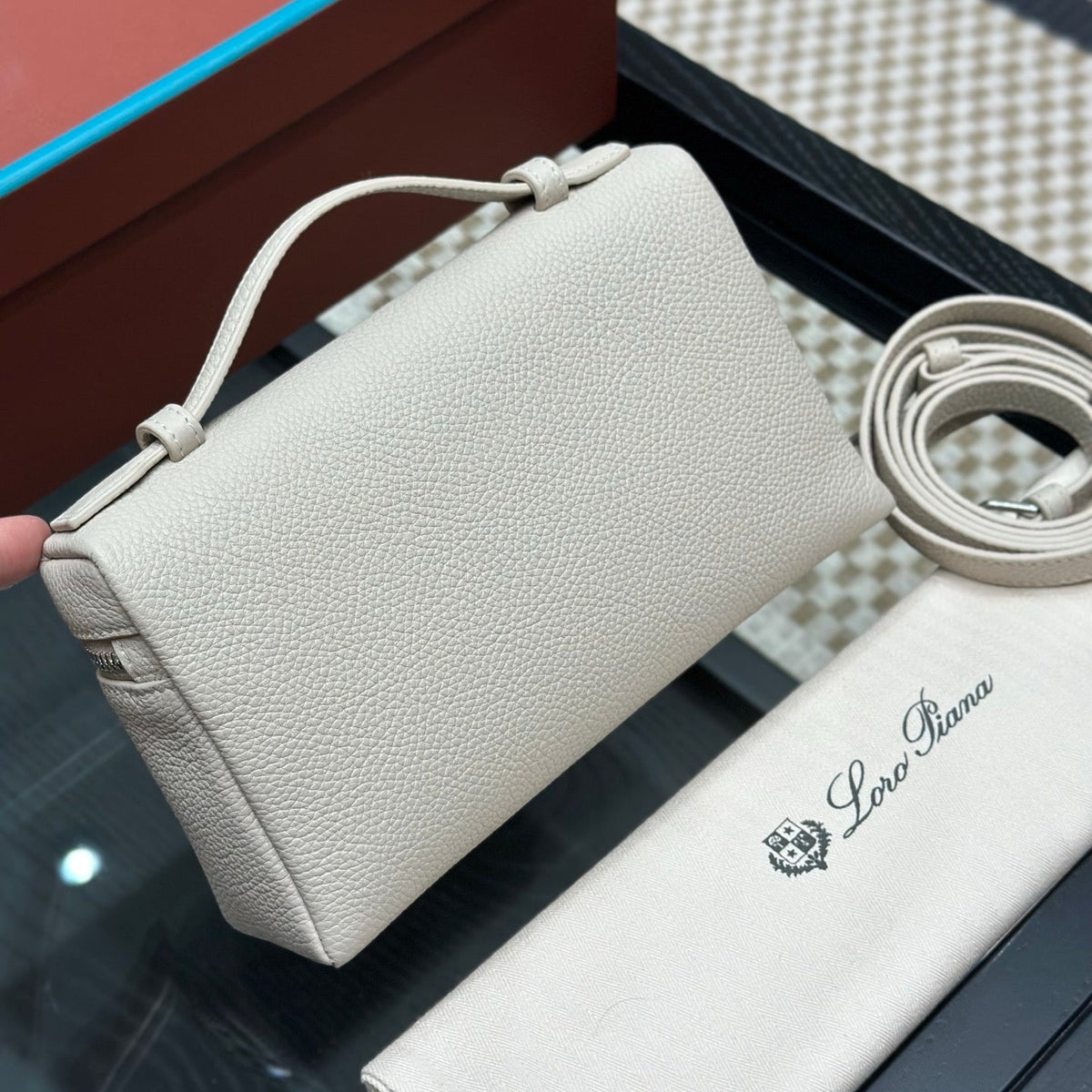 LORO P EXTRA POCKET L19 BAG