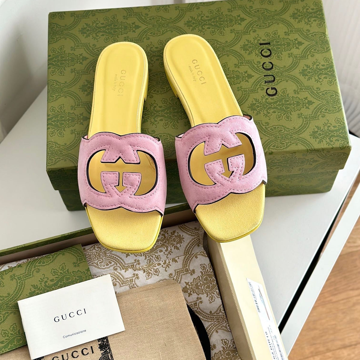 GG CUT OUT SANDALS