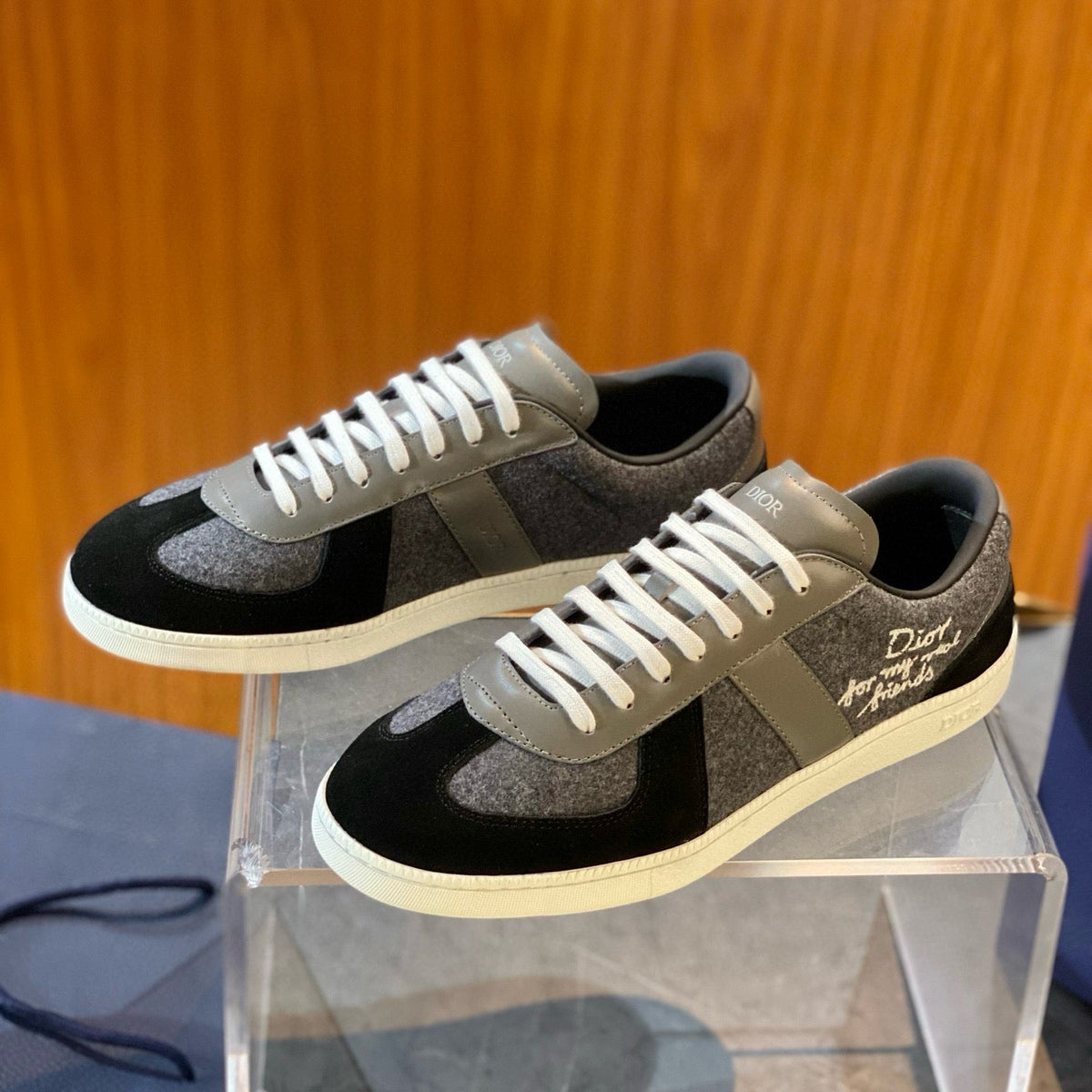 CD B01 SNEAKER