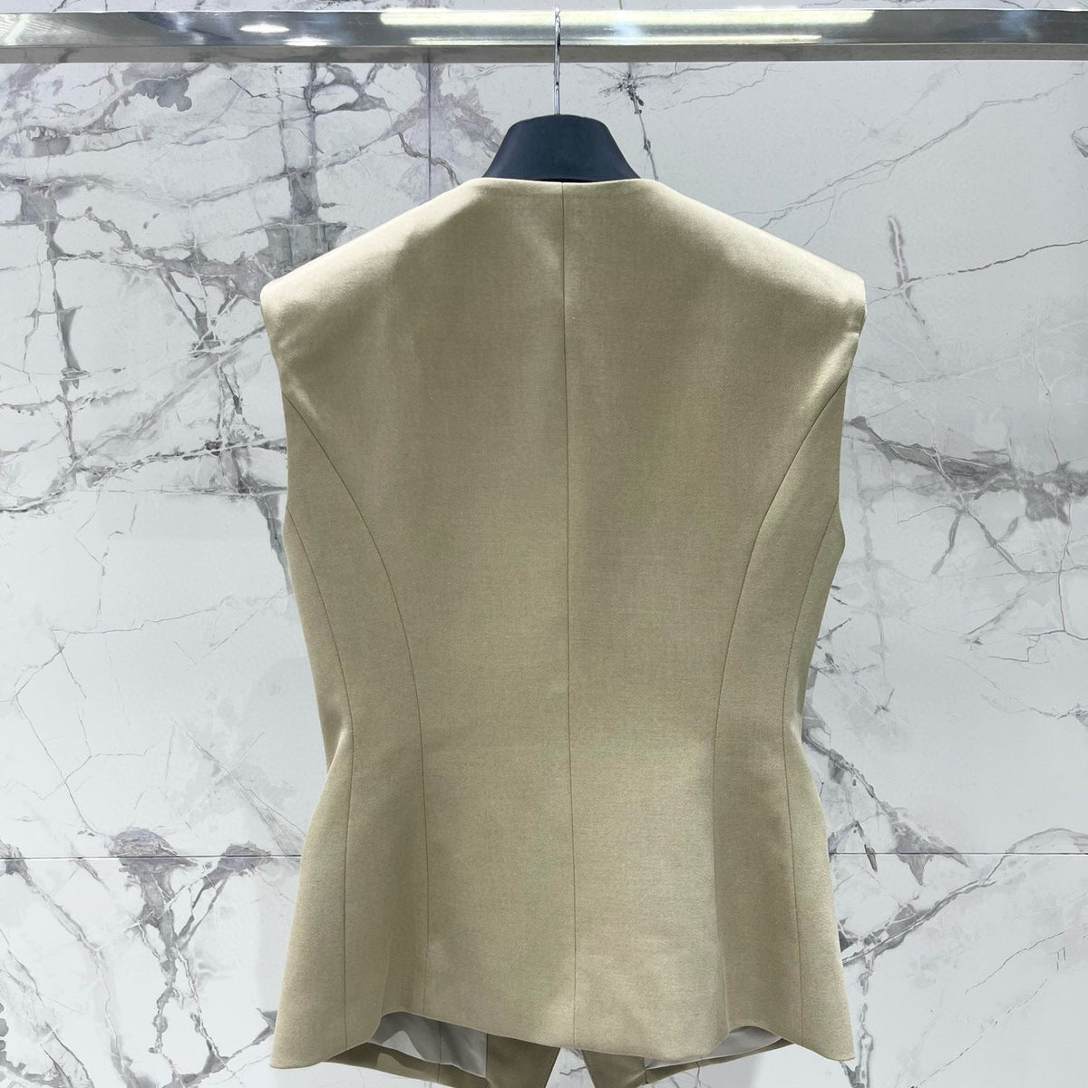BALM VEST