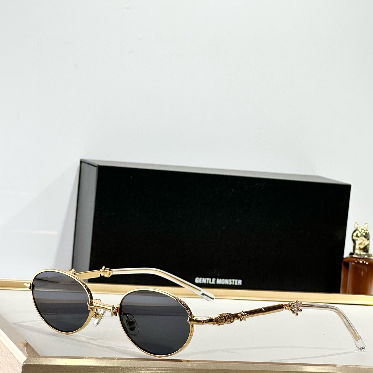 GM SUNGLASSES