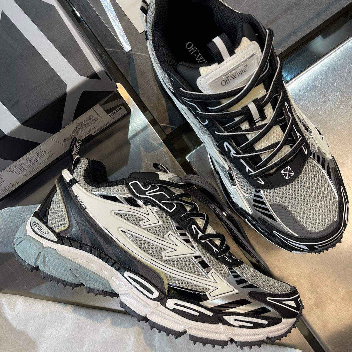 OFF W x VIRGIL ABLOH TRAINERS
