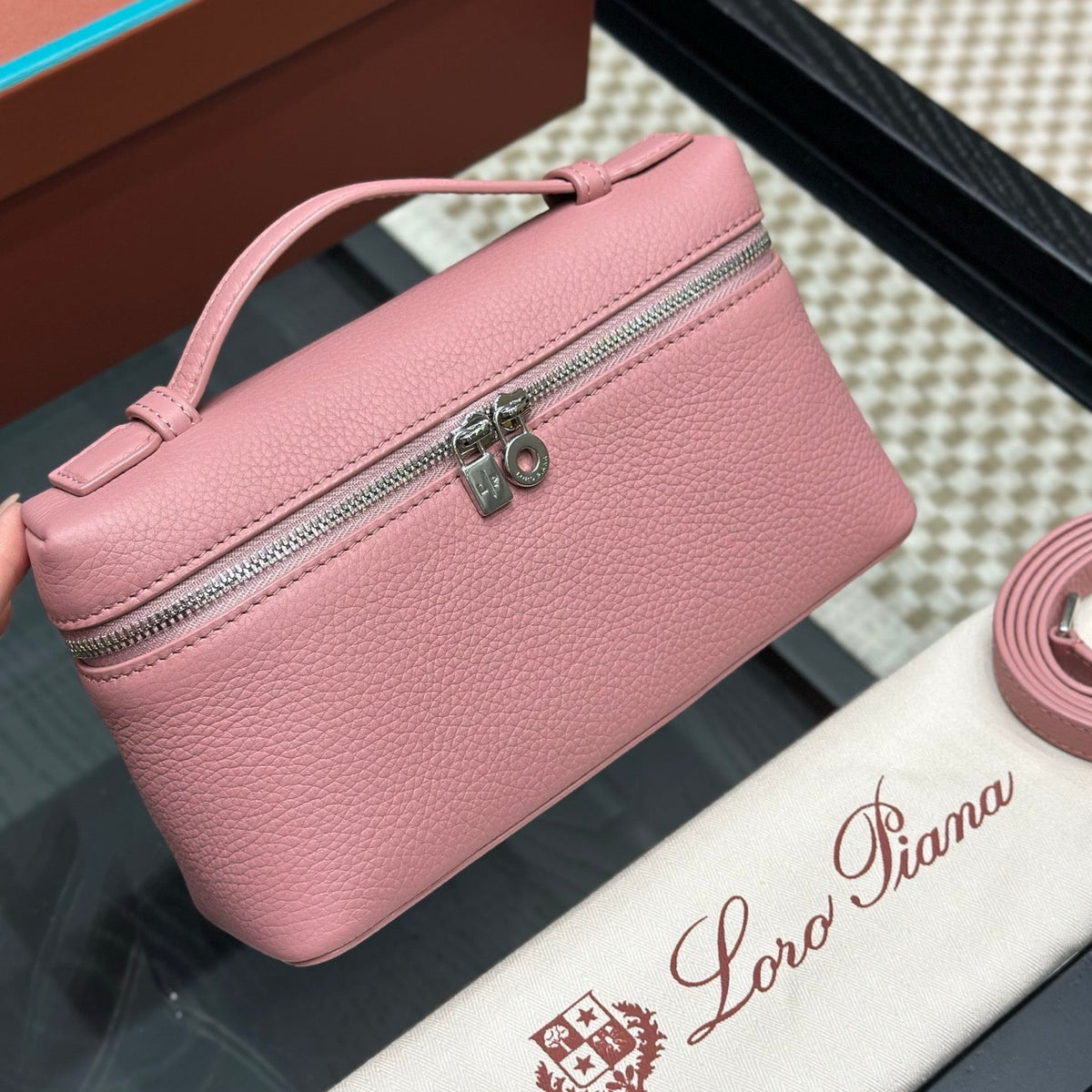 LORO P EXTRA POCKET L19 BAG