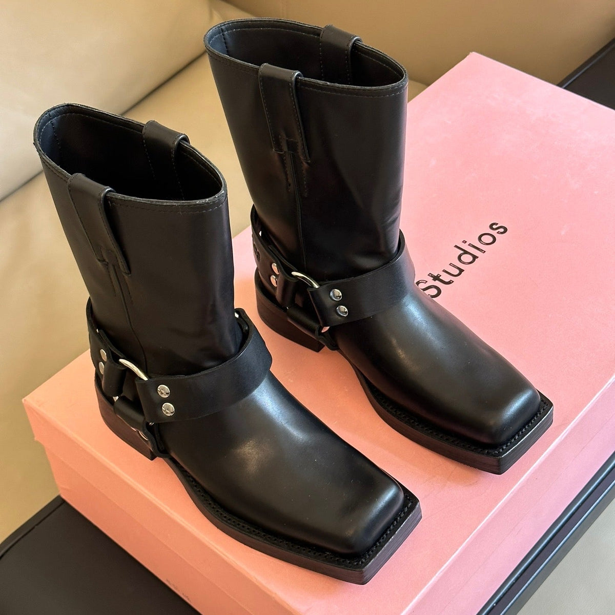 ACNE BOOTS