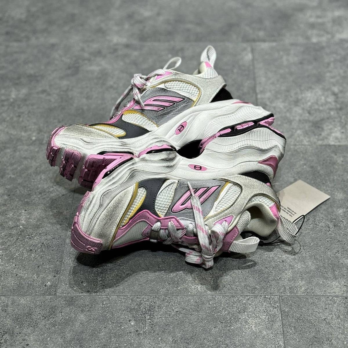 BAL CARGO TRAINERS