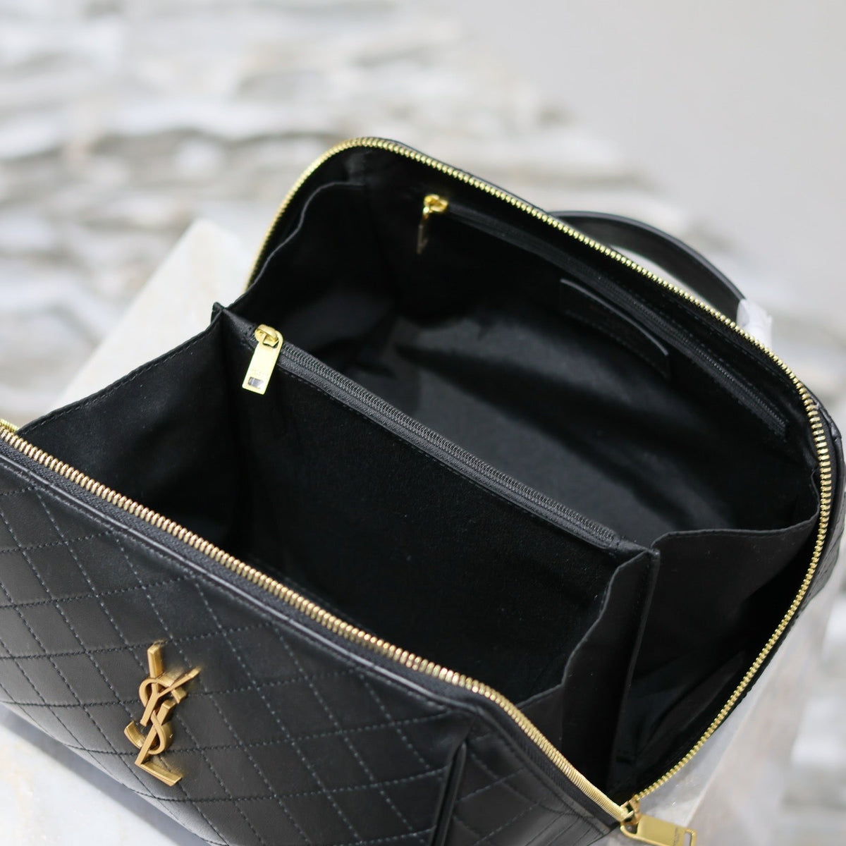 SL GABY POUCH