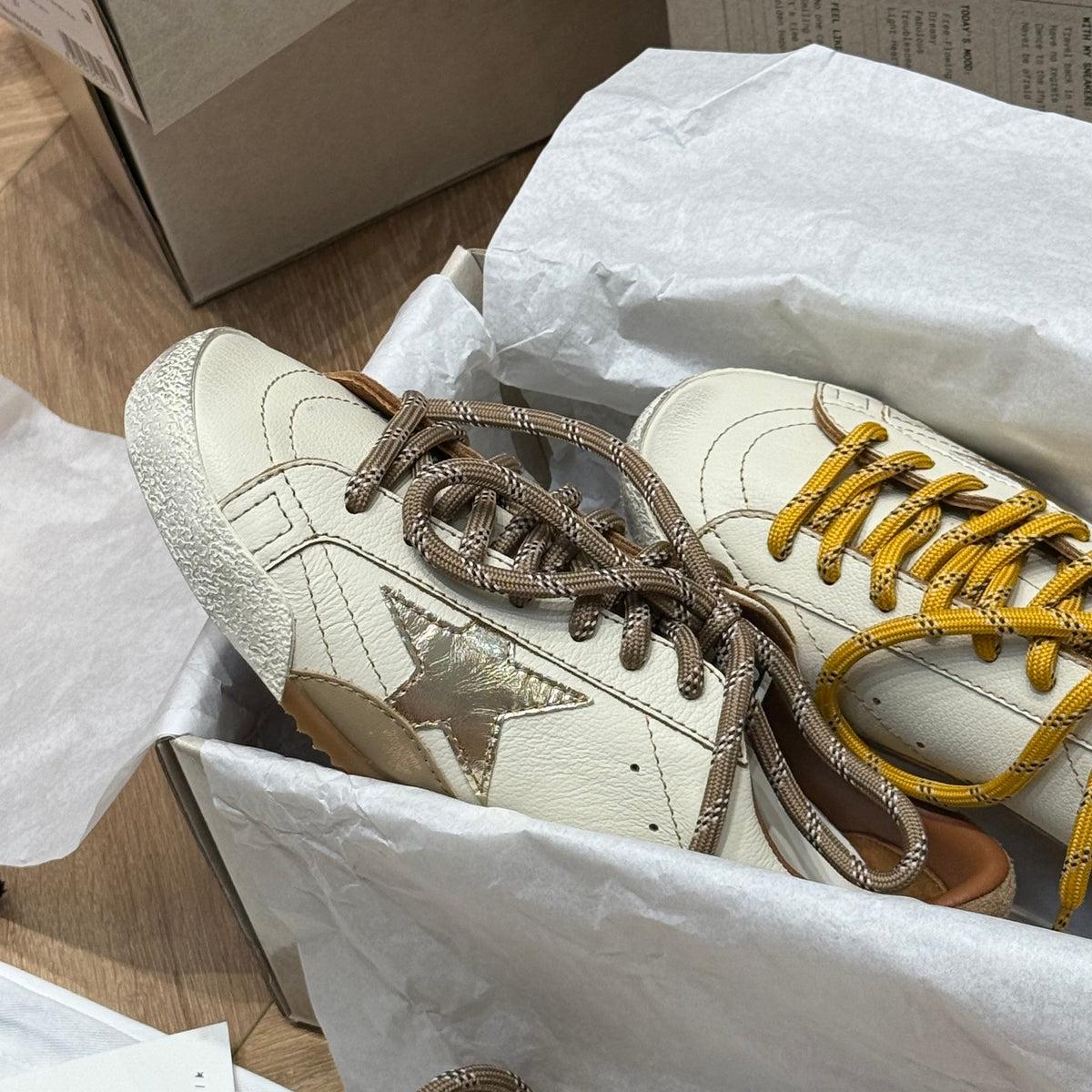 GOLDEN G TRAINERS