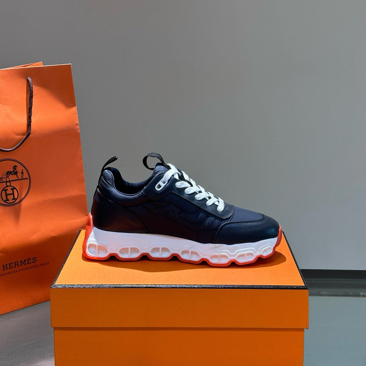 HERM IMPULSE SNEAKER