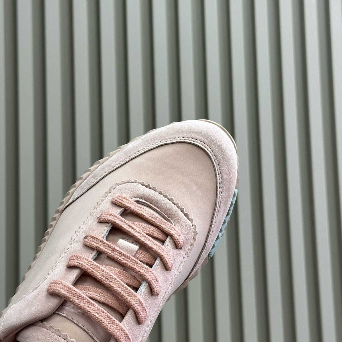 HERM BOUNCING SNEAKER