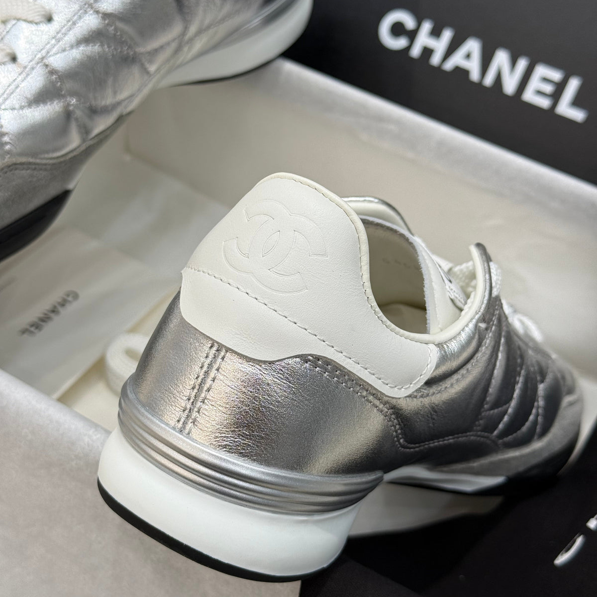 CC SNEAKER