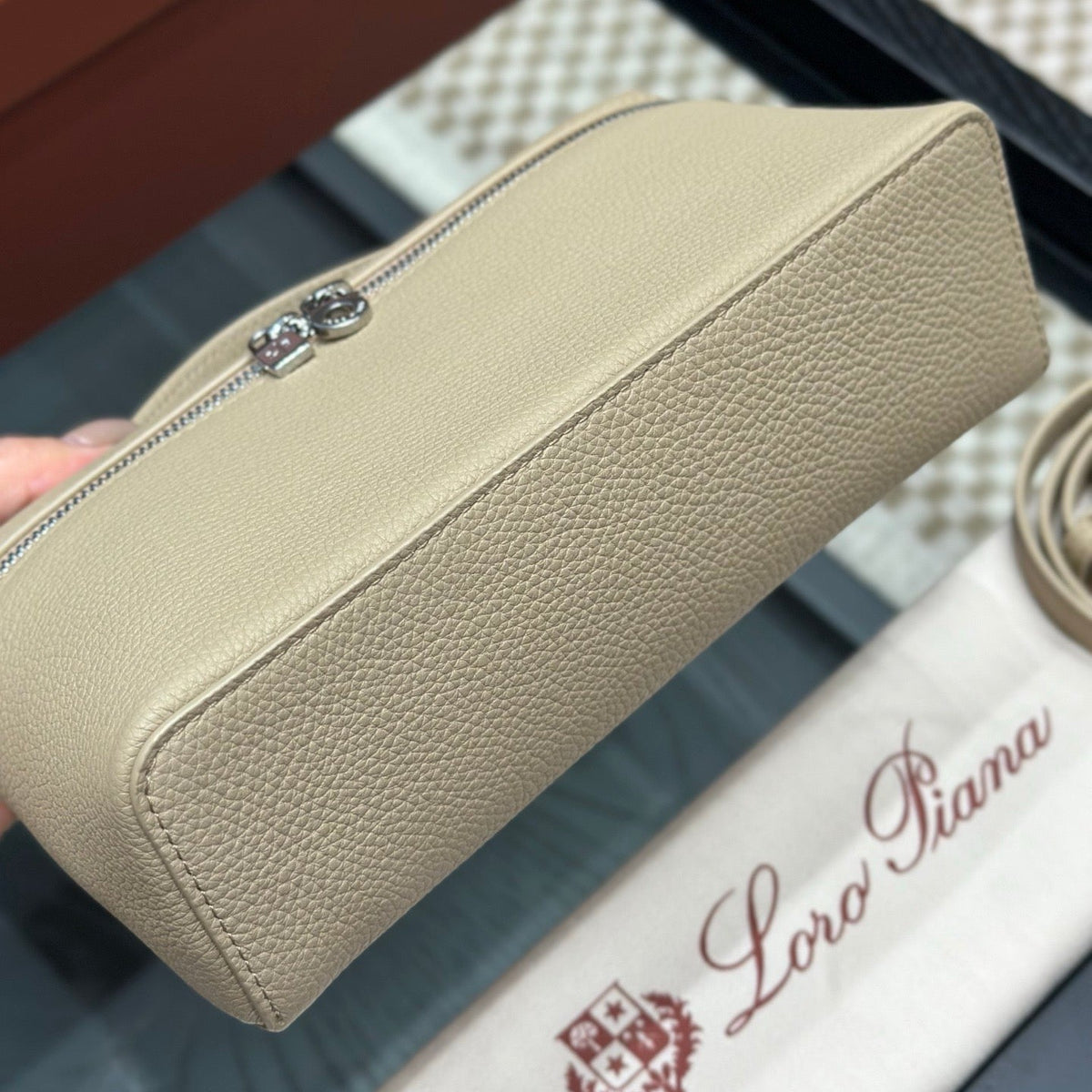 LORO P EXTRA POCKET L19 BAG