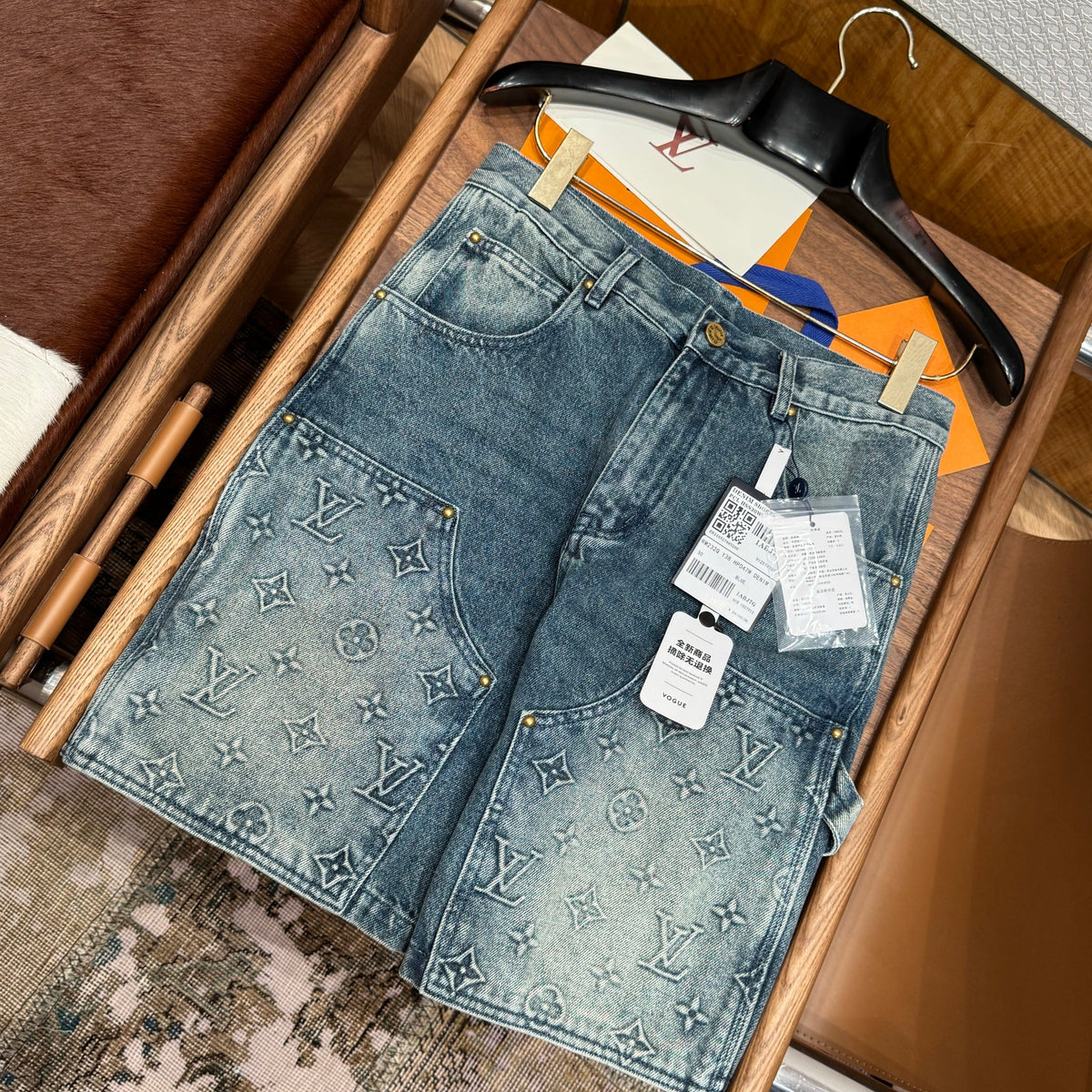 LOU DENIM SHORTS