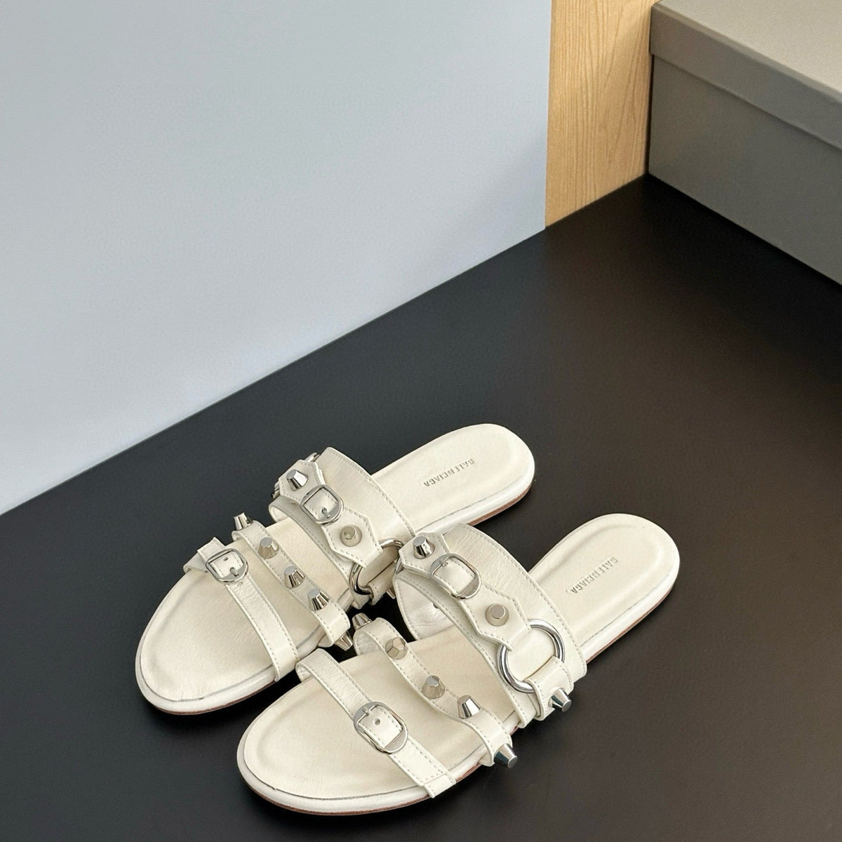 BAL SANDALS