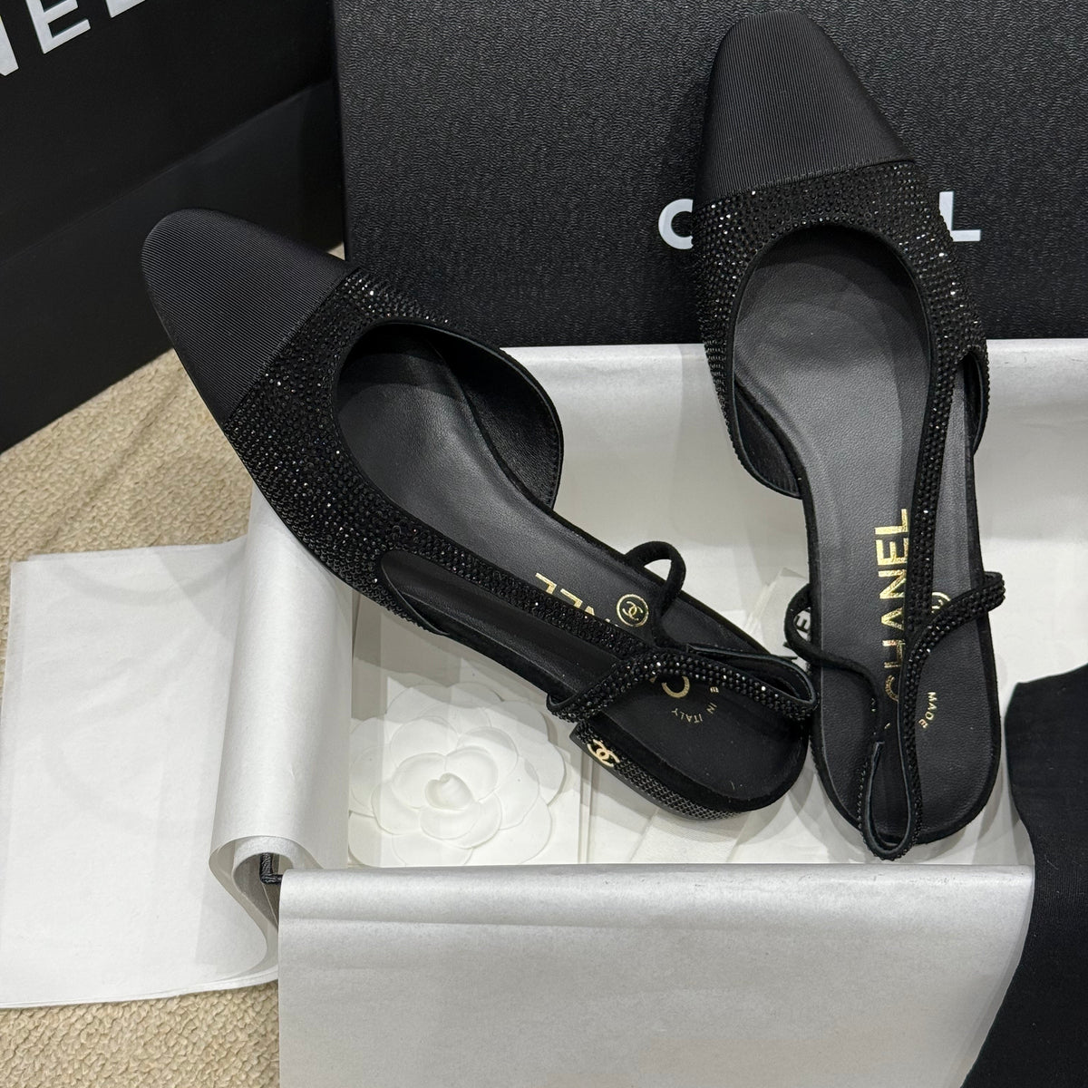 CC SLINGBACK PUMPS