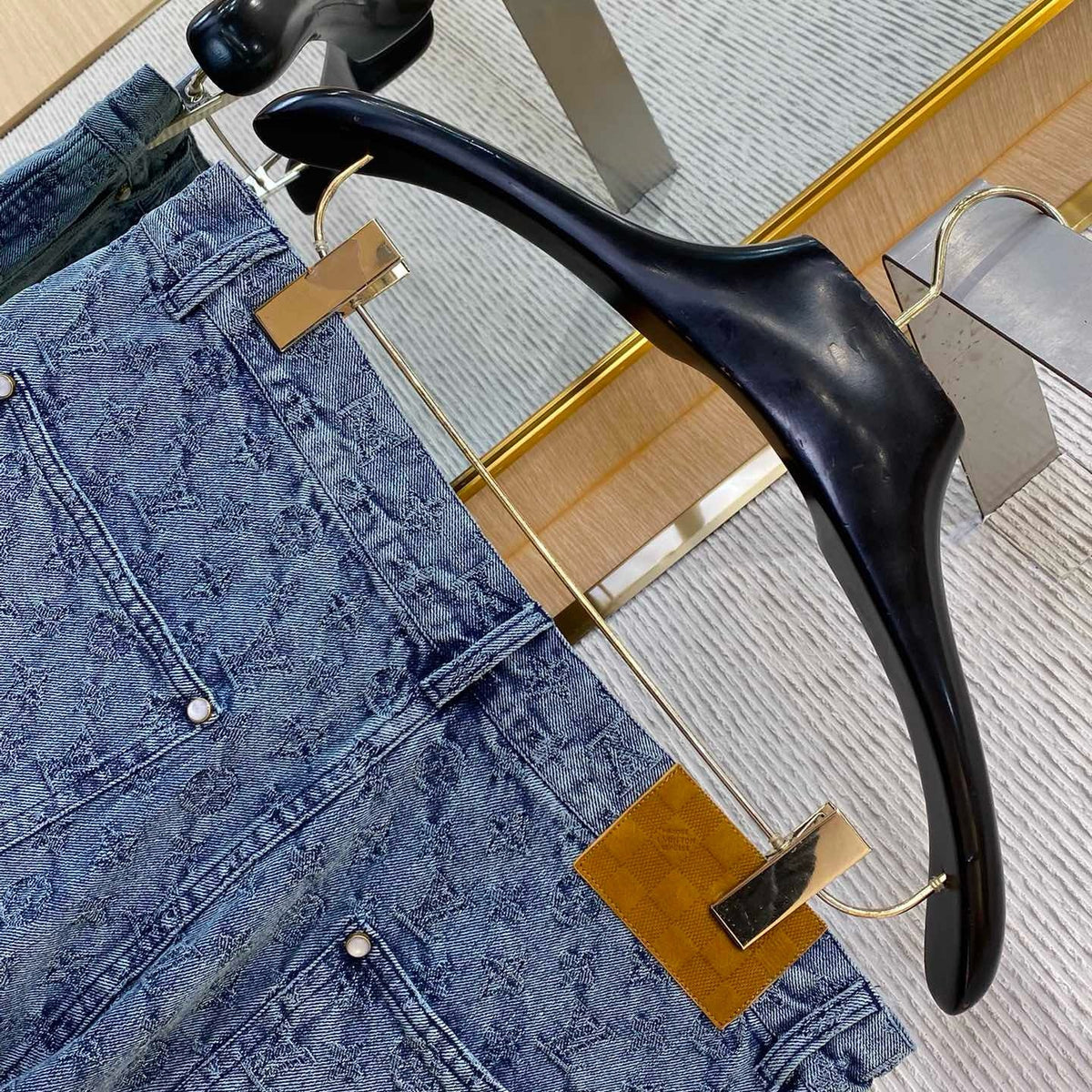 LOU DENIM SHORTS