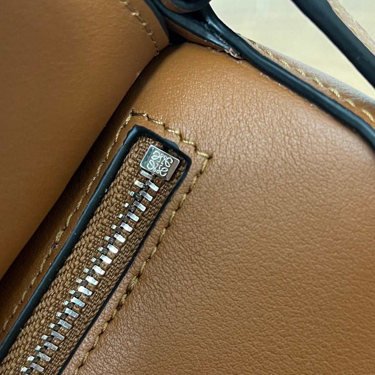 LOEW MINI PUZZLE EDGE BAG