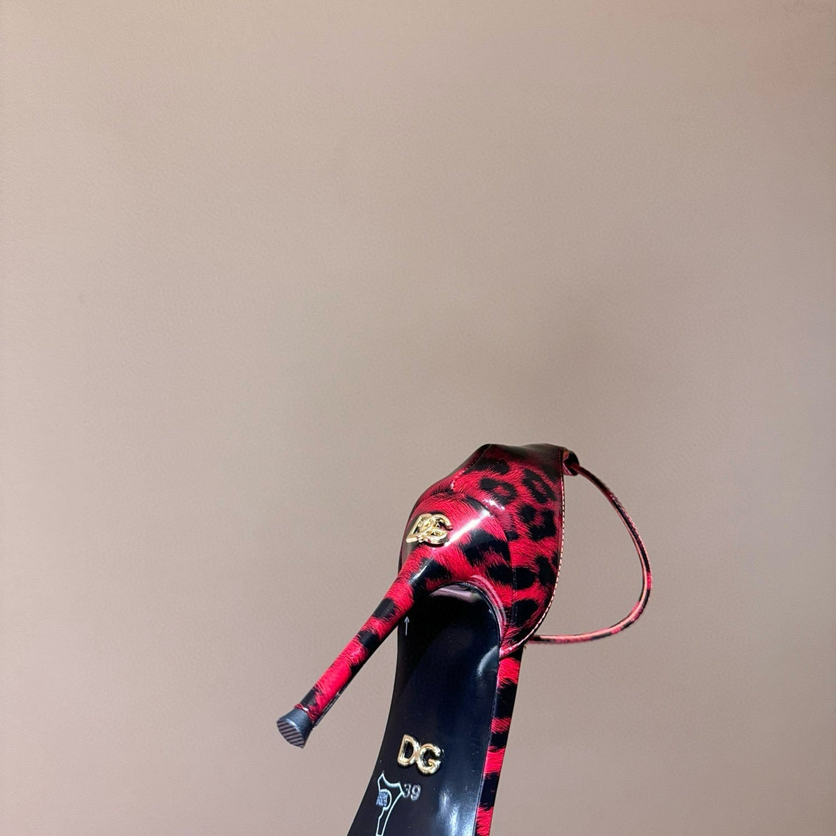 D&G HEELS