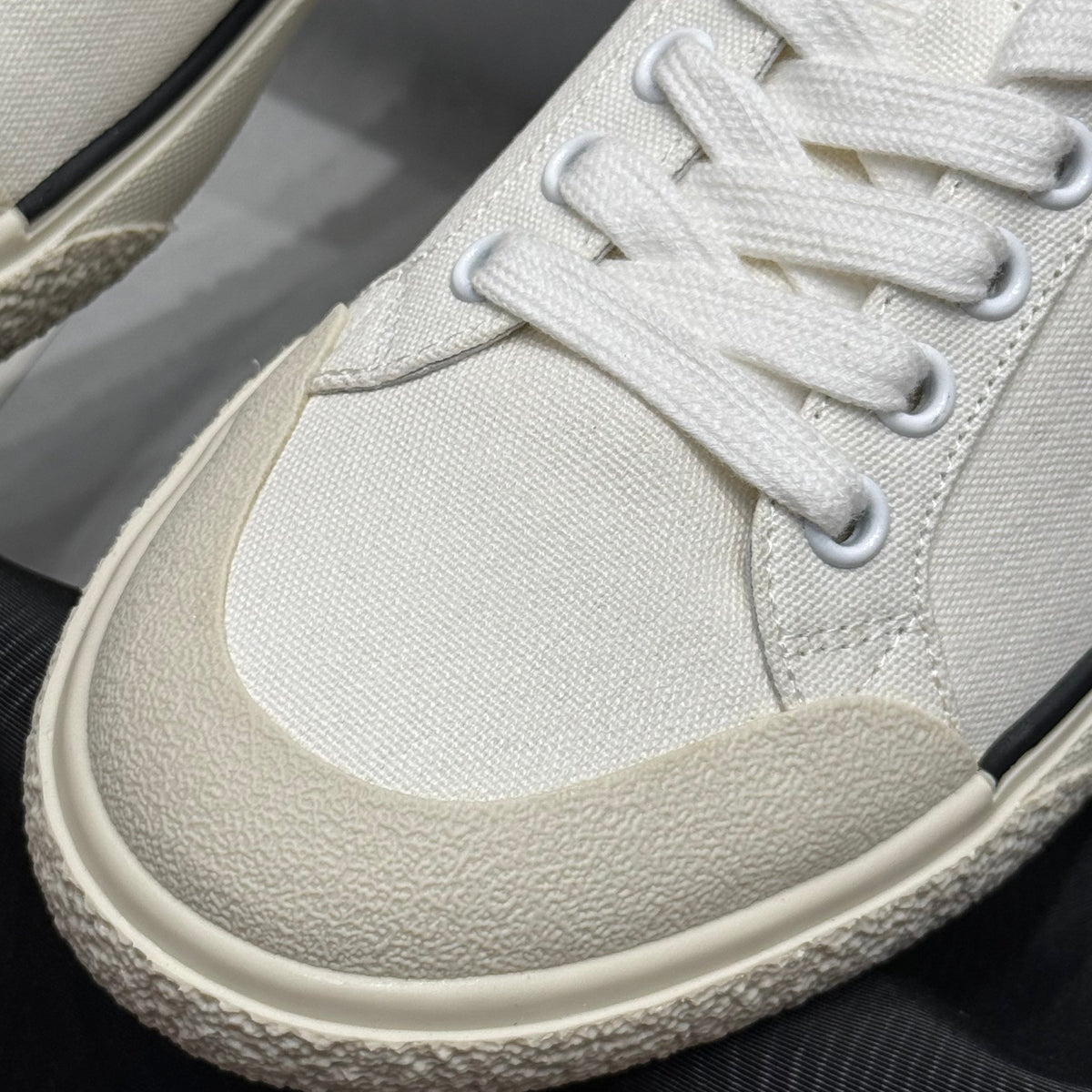 CEL SNEAKERS
