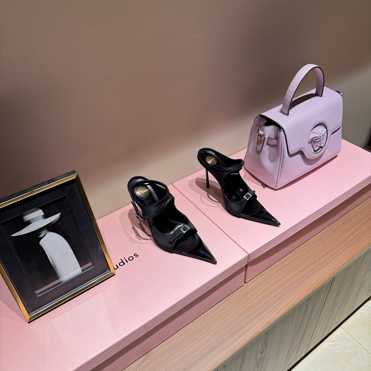 SL HEELS