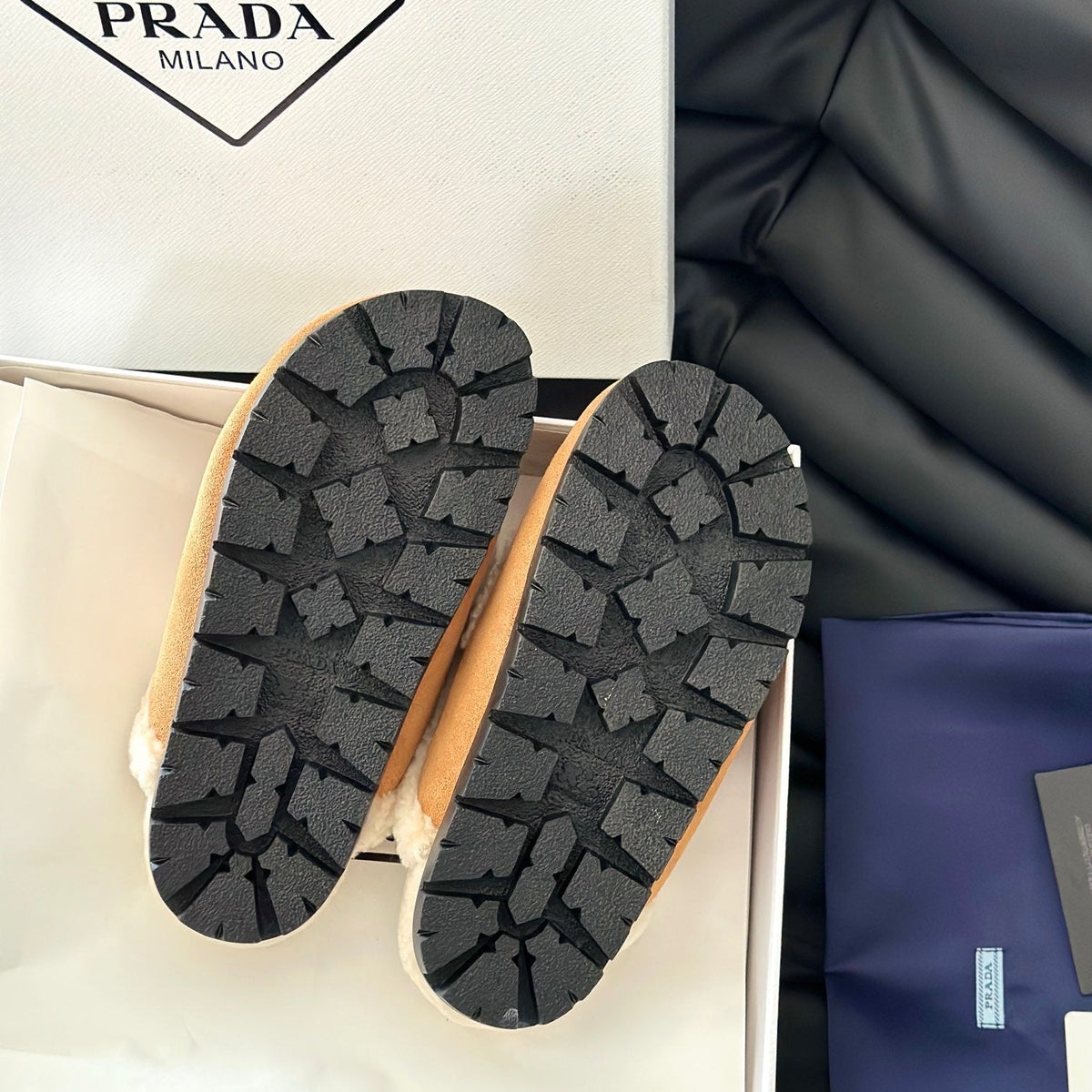 PD SHEARLING SLIPPERS