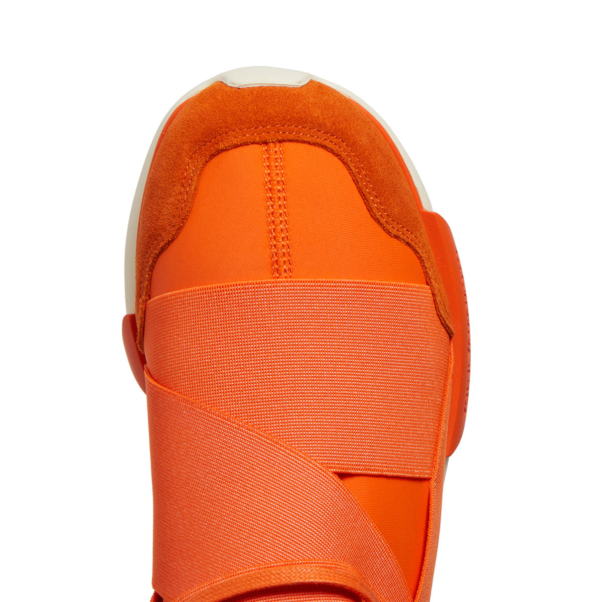 QASA SNEAKER